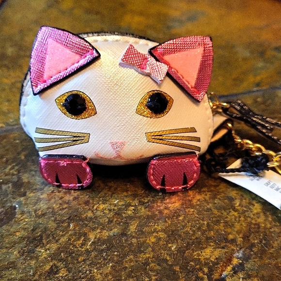 Keychain - Picture 2 of 6